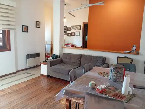 Depto Tipo Casa en Venta de 3 ambientes