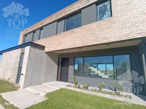 Casa en venta en Amarras - Puertos del Lago