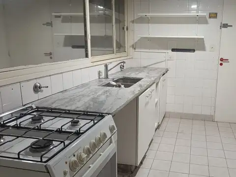 Departamento en Alquiler con 1 cocheras