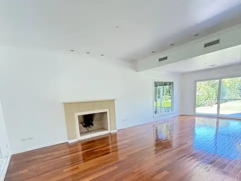 Casa en Venta al Noreste