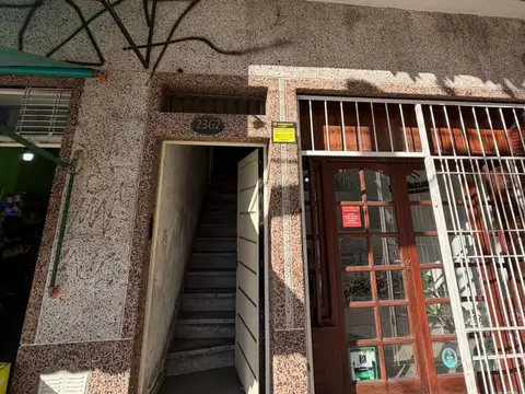 Avenida Almirante Brown al 2300