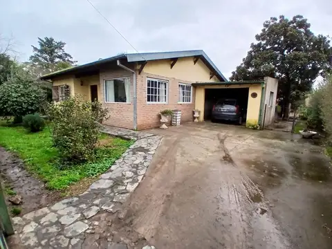 CASA EN ALVAREZ