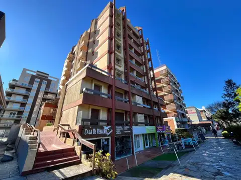 VENTA DEPARTAMENTO CENTRO DE PINAMAR, OPORTUNIDAD!