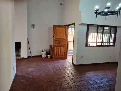 Casa en Alquiler de 3 dormitorios