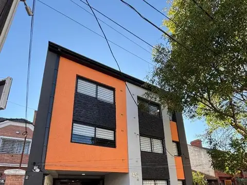 PRECIOSO MONOAMBIENTE CON COCHERA! PB F