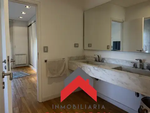 Casa en Venta en Los Zarzos De San Lorenzo, USD 750.000
