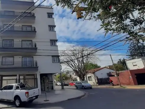 Departamento  en Venta ubicado en Morón, G.B.A. Zona Oeste, Argentina - AMA0165_LP545287_8