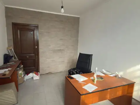 Galpón de 200 m2 en venta en Caseros