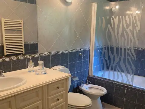 Casa en Venta de 5 dormitorios