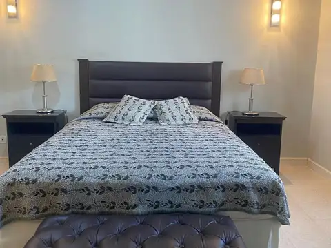 Casa 6 ambientes con 3 baños