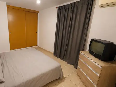 Depto Tipo Casa en Venta 40 años