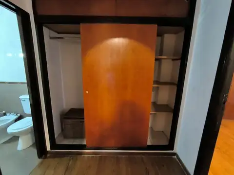 Depto Tipo Casa en Alquiler 50 años