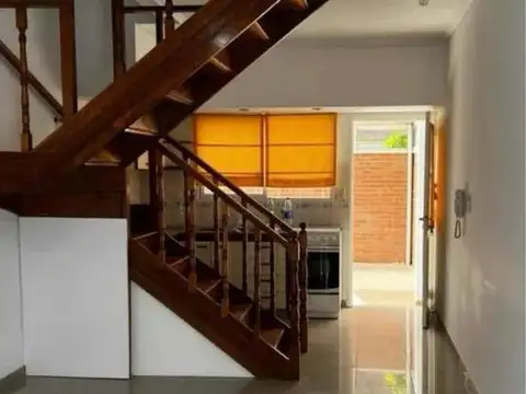 Duplex 3 ambientes en venta en Morón centro