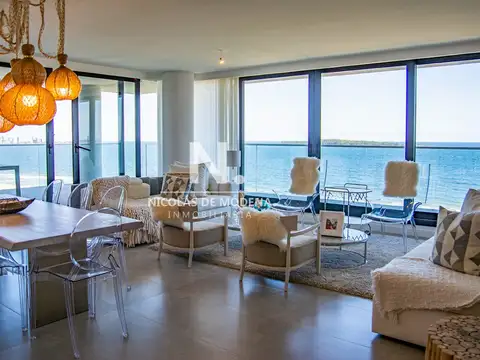 Departamento de 3 suites en Alquiler frente al mar. Venetian Luxury, Punta del Este