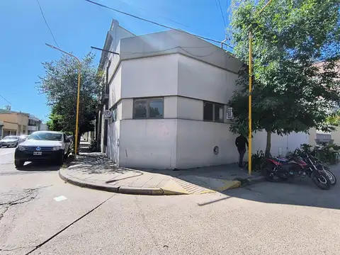 Rivadavia y Segui