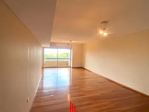 Departamento 8 ambientes con 4 baños