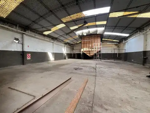 ALQUILER de Galpón Multipropósito en Pontevedra. Merlo. GBA.