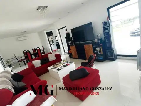 Casa en Alquiler al Oeste