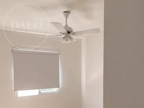 Casa en Alquiler con 1 cochera
