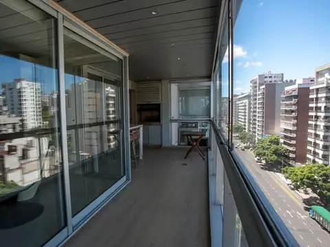 Av Del Libertador  al 5900