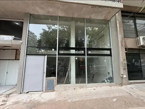 LOCAL COMERCIALArias 2400