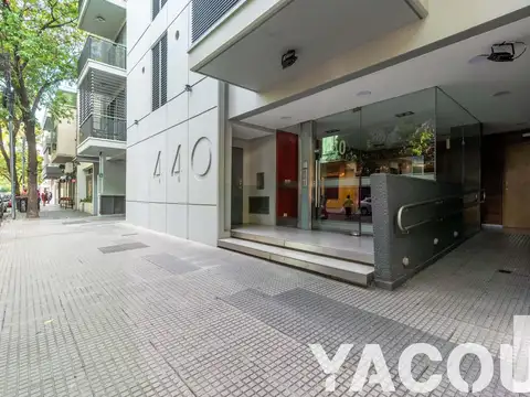 Castillo e/ Avenida Raúl Scalabrini Ortiz y Malabia