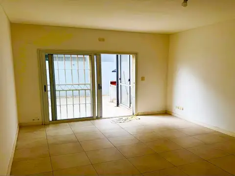 ALQUILER Villa del Parque Exc. PH tipo duplex. 2Amb. C/pat .