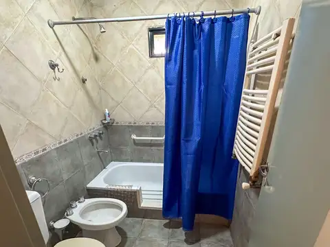 Casa en Venta en Monte Grande, USD 180.000
