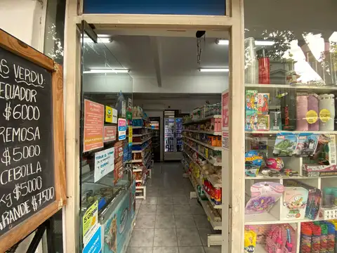Excelente Minimarket en la zona de Barracas