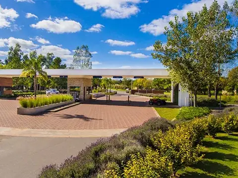 Terreno en Venta en Terralagos, USD 90.000