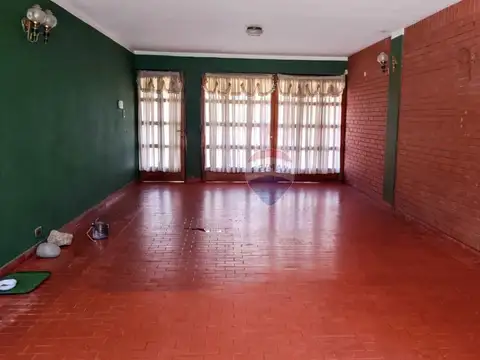 Casa en Venta en Quilmes Oeste, USD 240.000