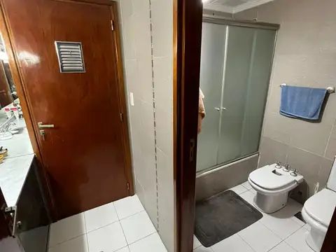 Chalet en amplio lote a la venta en Ituzaingo