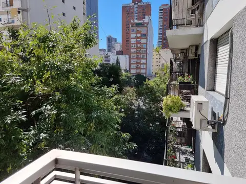 José Hernández 2400, Piso 3°