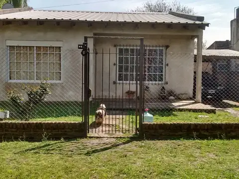 Casa en Venta en Glew, Partido de Almirante Brown