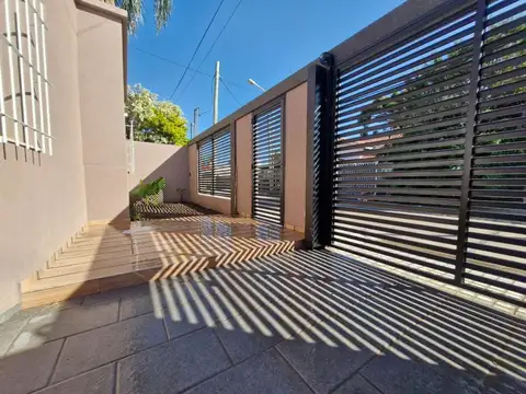 Casa en Venta en Ramos Mejia, USD 195.000