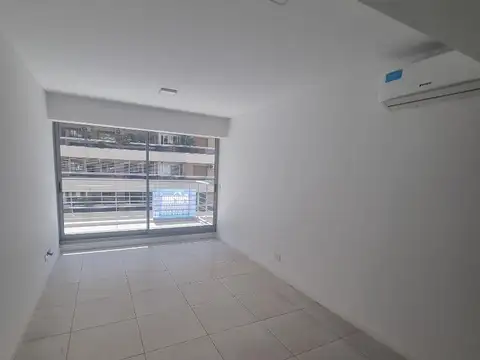 Departamento 3 ambientes 3 baños al frente con balcon
