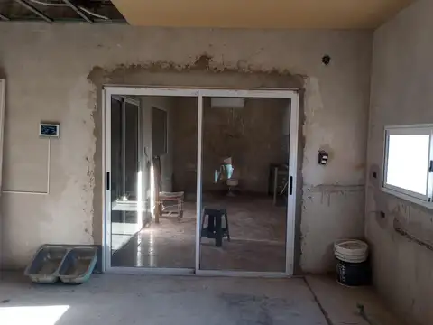 Casa en construcción oportunidad en Malvinas