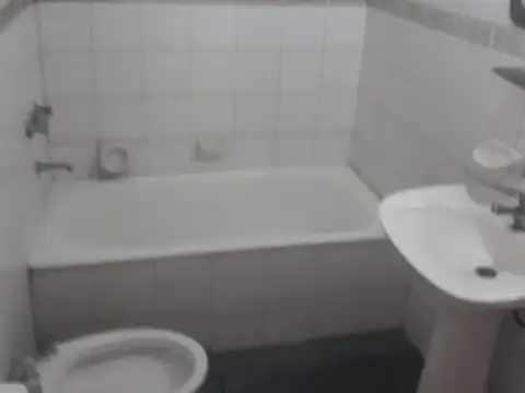 Departamento en Alquiler en Parque Avellaneda, $ 650.000