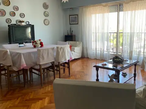 Depto 3 amb fte 84m2
