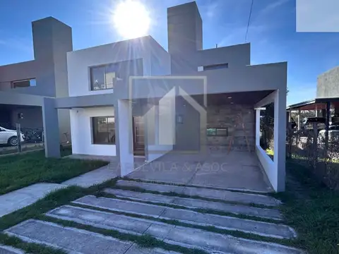 CASA EN ALQUILER - TERRAZAS DE LA ESTANZUELA