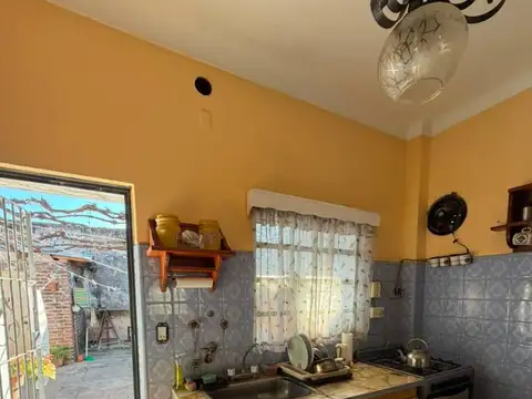 VENTA CASA 3 AMBIENTES + DEPARTAMENTO A TERMINAR – MERLO
