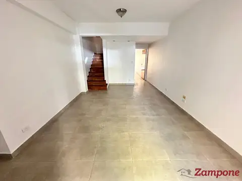 Depto Tipo Casa en Venta en Almagro, USD 230.000