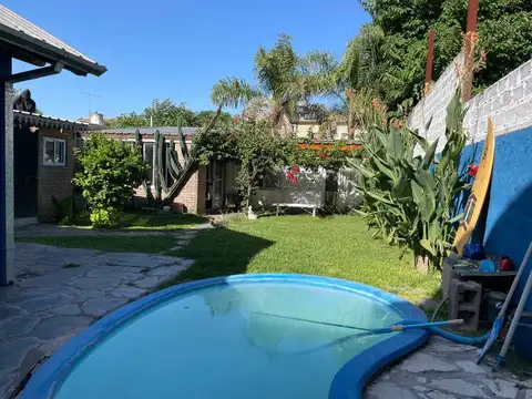 CASA 4 AMB EN TORCUATO C/ PILETA GALERIA Y QUINCHO