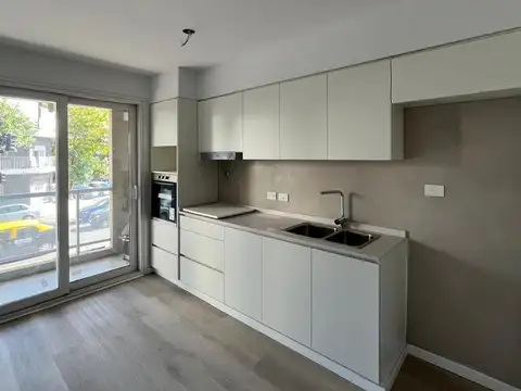 Venta Departamento - Monoambiente divisible - Balcon y patio - Kamado - Energia Solar