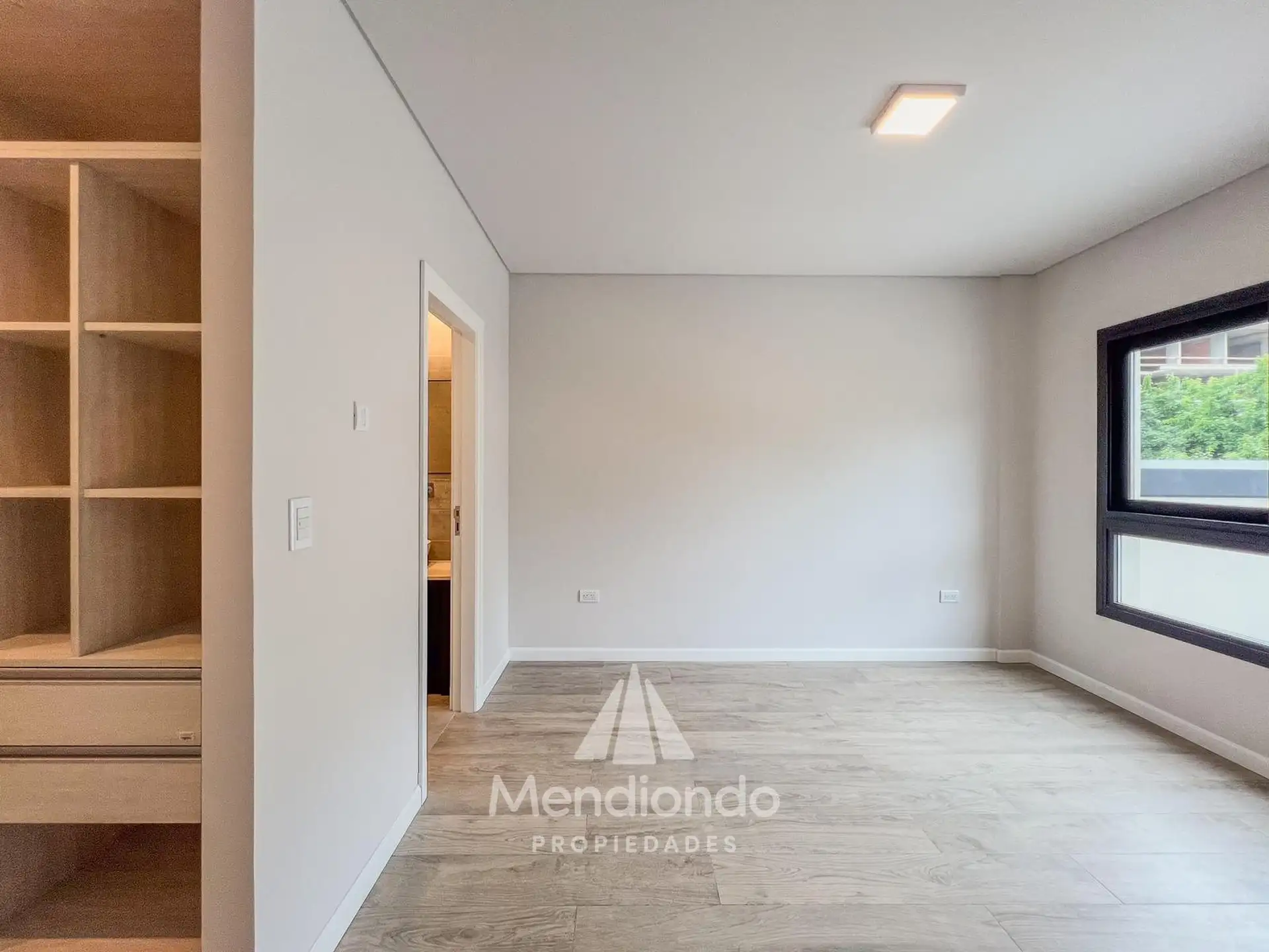 Piso a Estrenar 4 amb. con cochera y terraza con parrilla en Zona Güemes / Los Troncos
