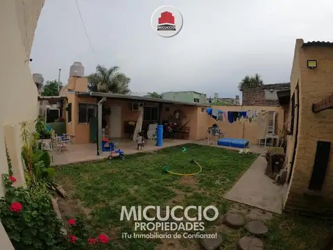 Casa en venta, Dr. Ballester 190 entre Gelves y Pasteur, Escobar centro