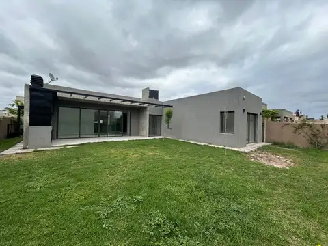 Casa en Venta en Maipú, USD 235.000