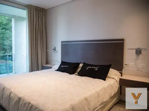 Casa en venta - 5 Dormitorios 8 Baños - Cariló