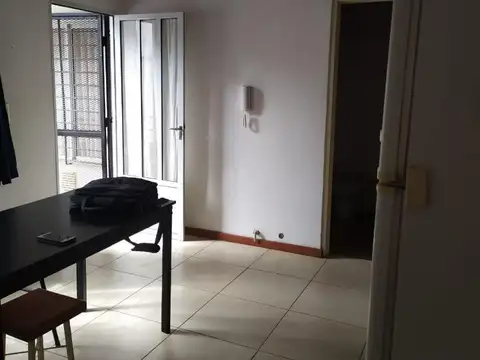 Vera Mujica 936 , Piso 1