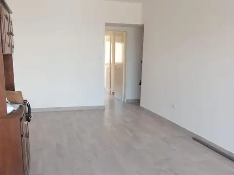 Avellaneda 3200 , Piso 6